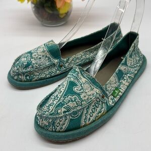 Sanuk Green White Paisley Slip On Canvas Loafers Size 7 MCL7176